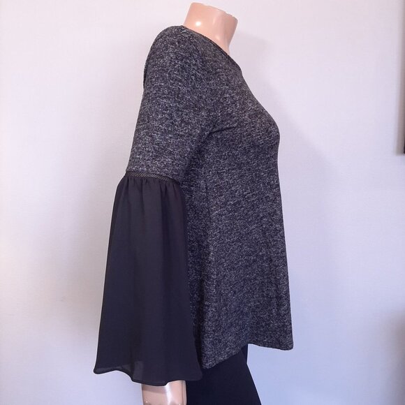 Design Lab Chiffon Bell Flare Sleeve Flowy Top Womens Size Small Black Grey - Picture 4 of 12